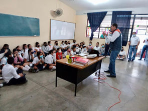Imparte Coepris pláticas a estudiantes sobre daños por tabaquismo