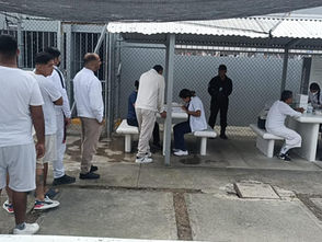 Reclusos en Michoacán reciben más que salud básica