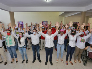 Triplicar créditos para las mujeres será una realidad: Carlos Herrera