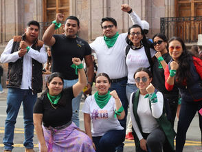 Celebra Toño Carreño despenalización del aborto