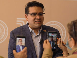 Los papás también deben tener una licencia por paternidad: Toño Carreño, tras presentar punto de acuerdo