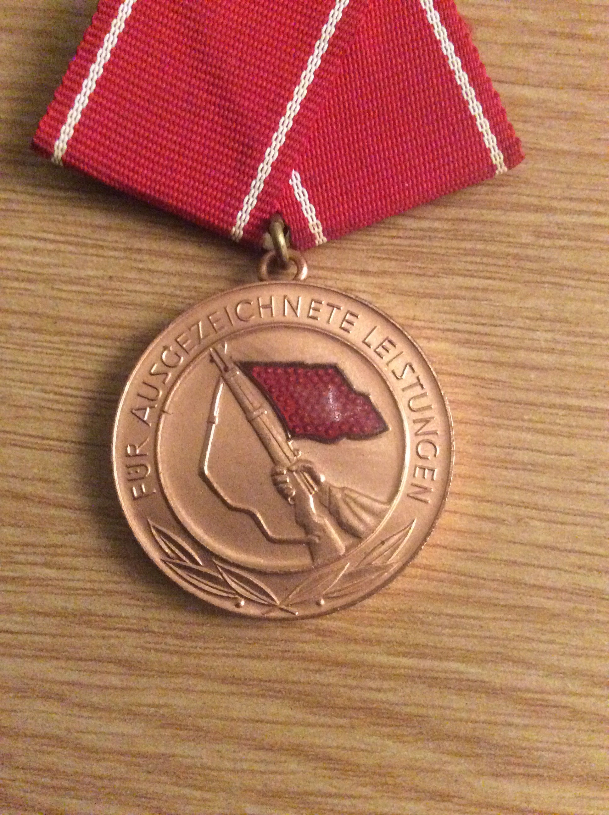 East German Kampfgruppen der Arbeiterklasse Medal