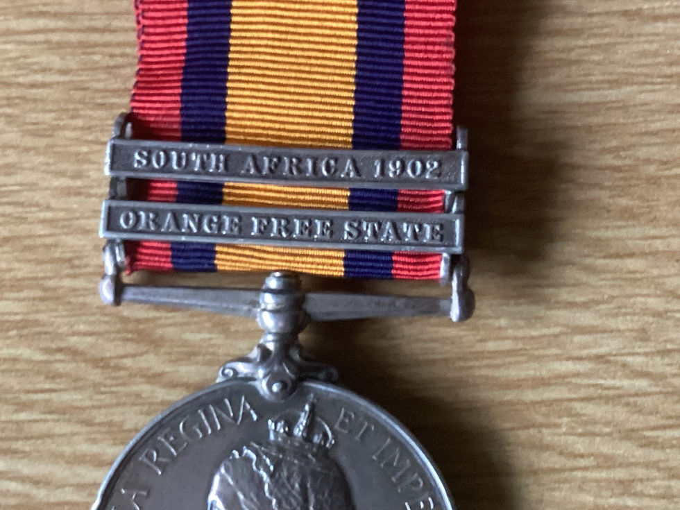 Thumbnail: Queens South Africa Medal 1899-1902, Silver Issue with 2 Clasps