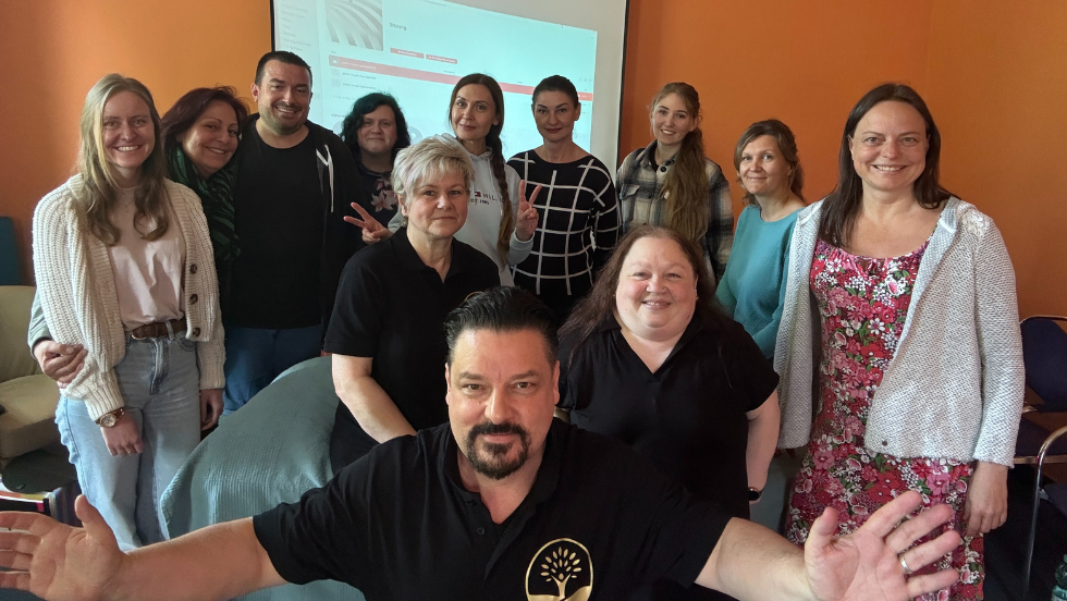 Hypnose & Präsenz: Werde zum Fels in der Brandung (Live-Workshop)