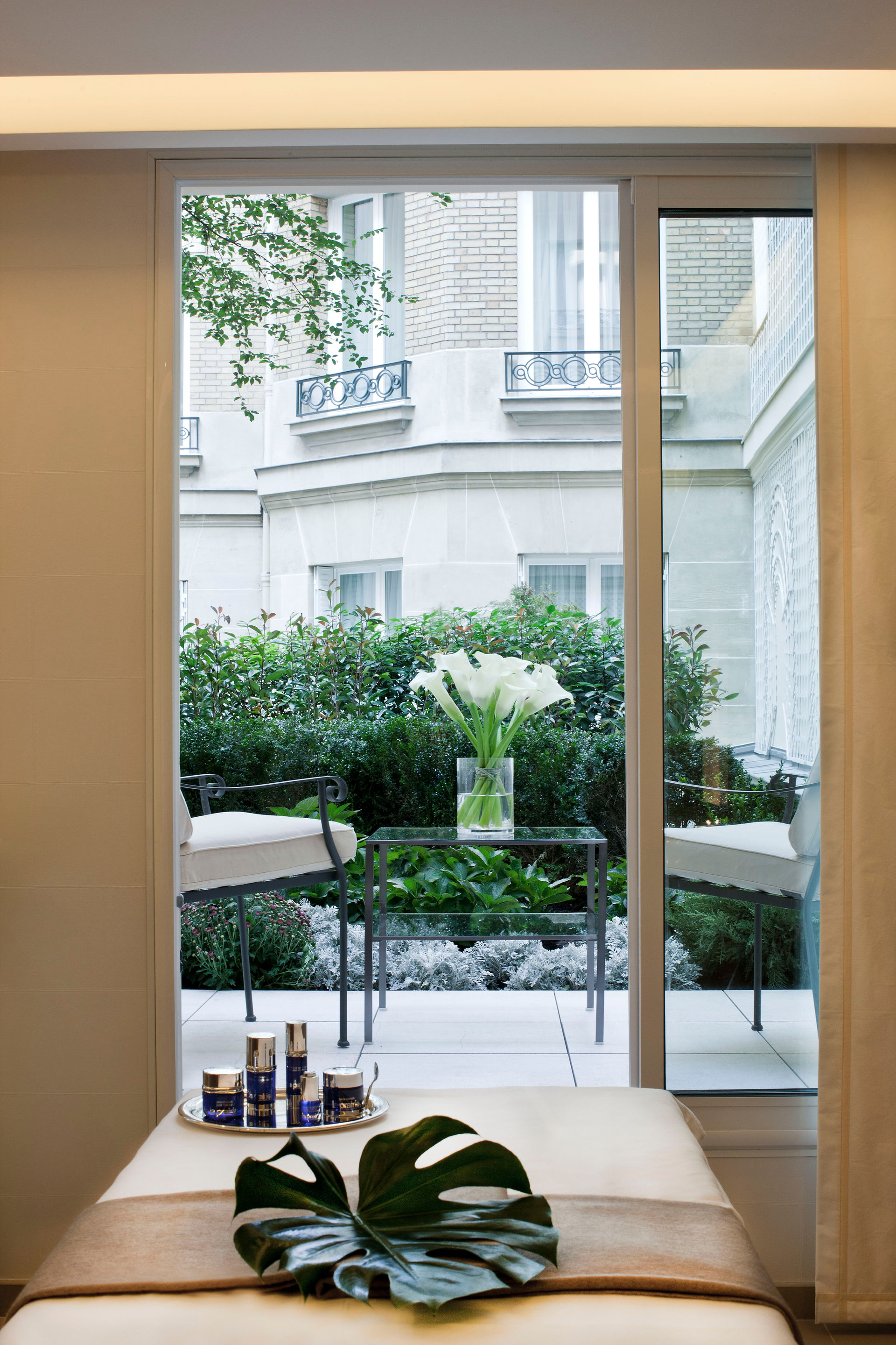Spa Le Bristol by La Prairie 2