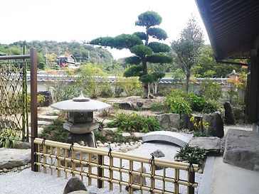 お庭の年間管理