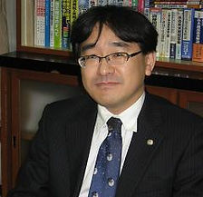 所長 楫伸(かじしん)