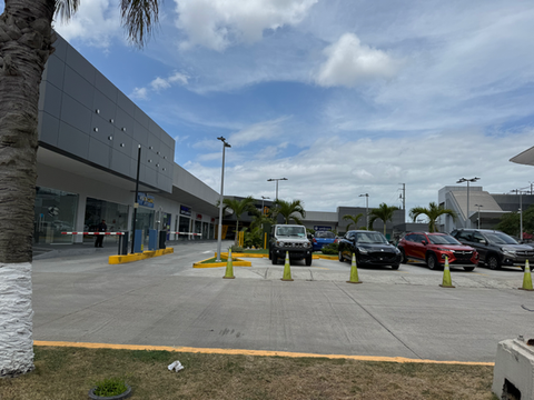 City Plaza El Crisol El Metro Fase III