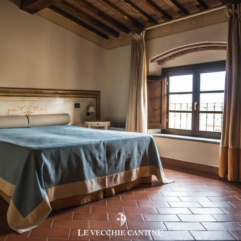 Hotel Room, Le Vecchie Cantine, Chianni Italy