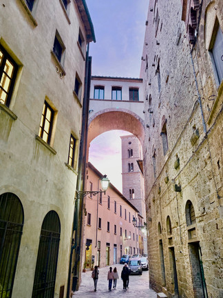 Beautiful side street, ancient architecture