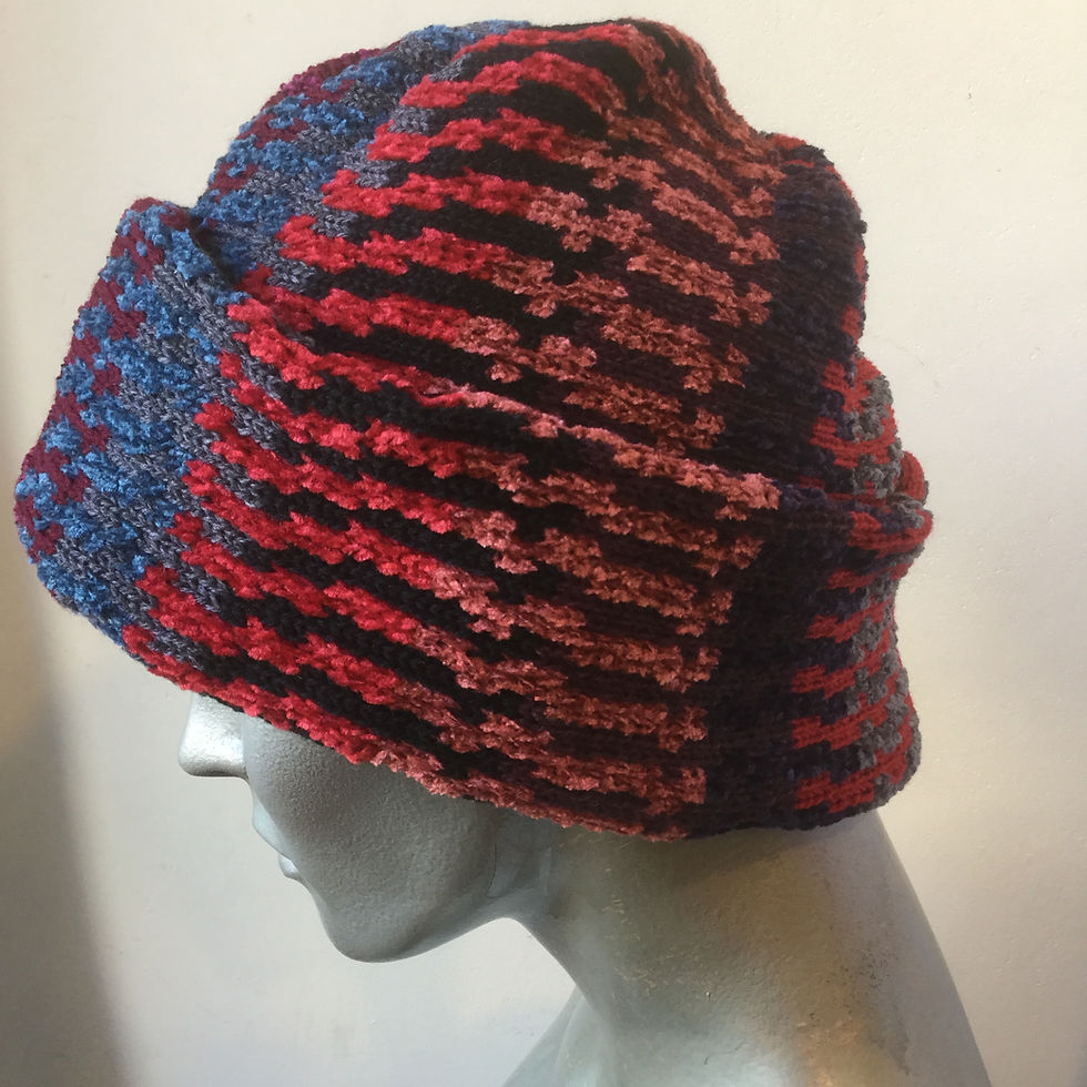 Thumbnail: Knitted pull-on hat - various colours