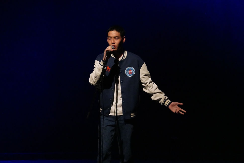 Vocalist performance