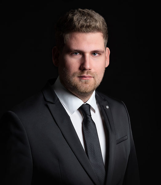 Dr. Gabor Major Lawyer