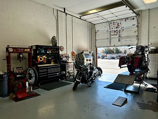 Lohman Inc LohmanUSA.com Pre-Owned H-D Cycles Parts Service | Lohman FL Model Harley Davidson Cycle Part Service Used | 3800 Rio Grande Boulevard Northwest, Albuquerque, NM 87107, USA Service Area