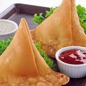 A1. VEGETABLE SAMOSA