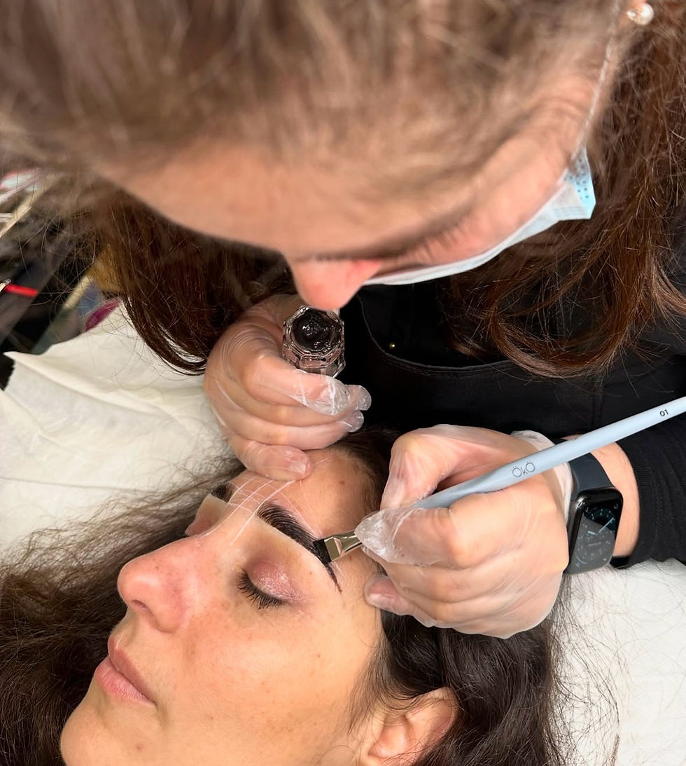 Unique Permanent Makeup Clinic and Academy