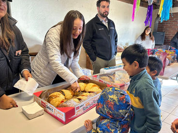 LOS REYES MAGOS LLEGAN A LA RUMOROSA CON ALEGRÍA, CARIÑO Y SOLIDARIDAD