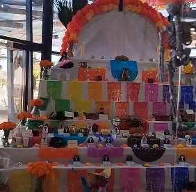 CEARTE REALIZA ALTAR DEL DIA DE MUERTOS