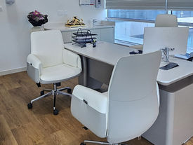 Retrieve Mind Poly Clinic Dubai Media City - Dr Aju Abraham Consultation Room