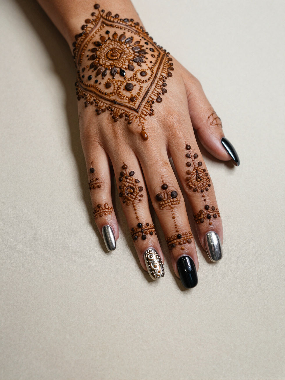 Henna Hand Art