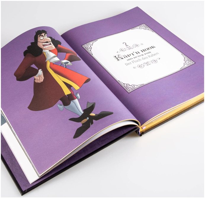Aufgeschlagenes Disney-Buch mit Captain Hook Illustration