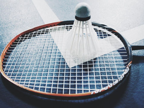 Badminton : Un revers pour commencer...