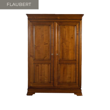 The FLAUBERT collection offers you tables, sideboards, wardrobes, bookcases, TV cornet cabinets, TV stands and other furniture pieces in oak or cherry.