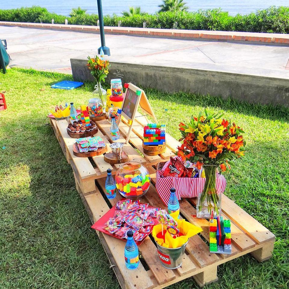 PEQUEÑOS MOUNSTRITOS TEMATICOS LEGO
