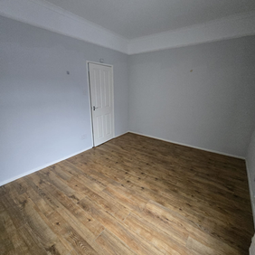 Looking for a Laminate Floor Fitter / Installer in Belfast or across County Antrim? Please contact Tiernan from Flatpack Heroes who specialises in laminate flooring and Staircase LED Installation in Belfast & Co. Antrim.