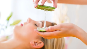 不用再花大錢!蘆薈膠讓你輕鬆擁有美麗肌膚!探索蘆薈膠的神奇功效,讓你的肌膚從此告別乾燥、暗沉、粗糙!