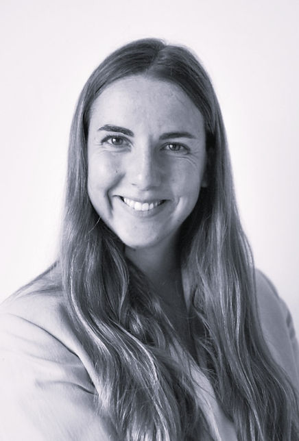 Leyre Lozon-RLD- perfil BN_2.JPG