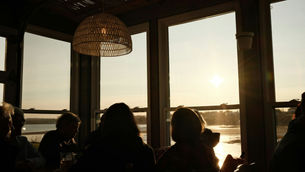 Historic Pubs, Rooftops & Scenic Dining: The Best Unique Restaurants in the UK