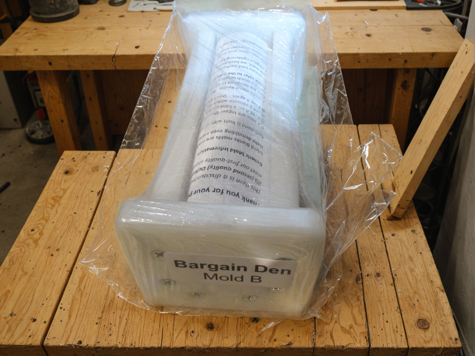 Bargain Den Item B  -  Oversized Pen Blank Mold 1H x 1W x 6L