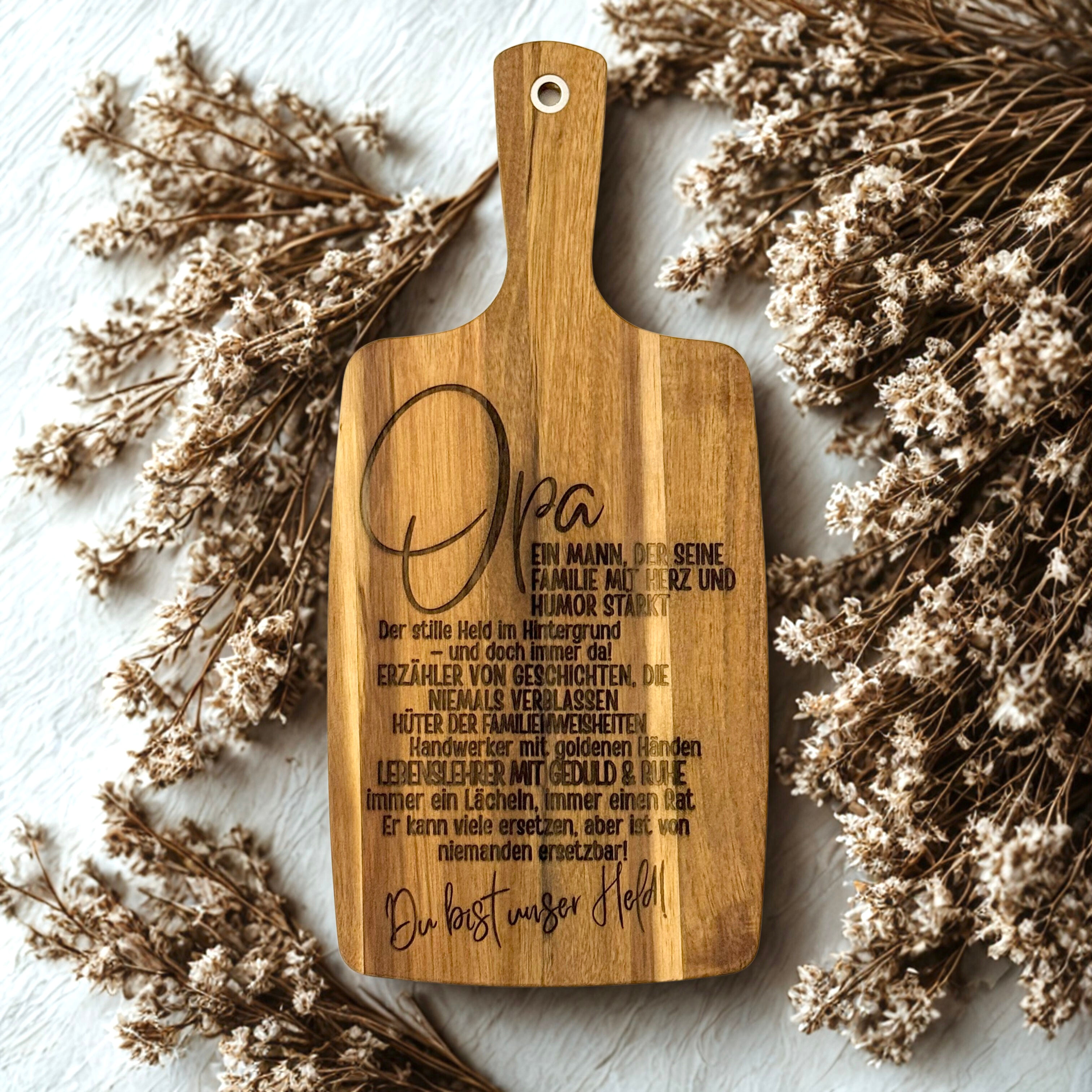 Holzbrett mit Gravur „Opa“ – ein Geschenk voller Wertschätzung & Liebe