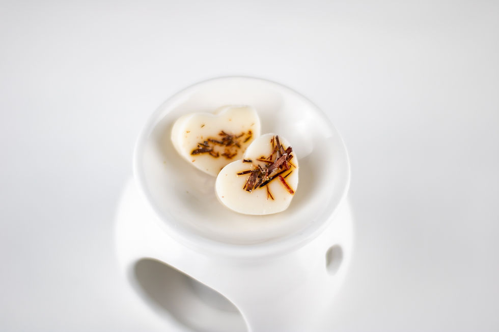 Thumbnail: Sandalwood, Amber & Patchouli Coconut- Rapeseed Wax Melts