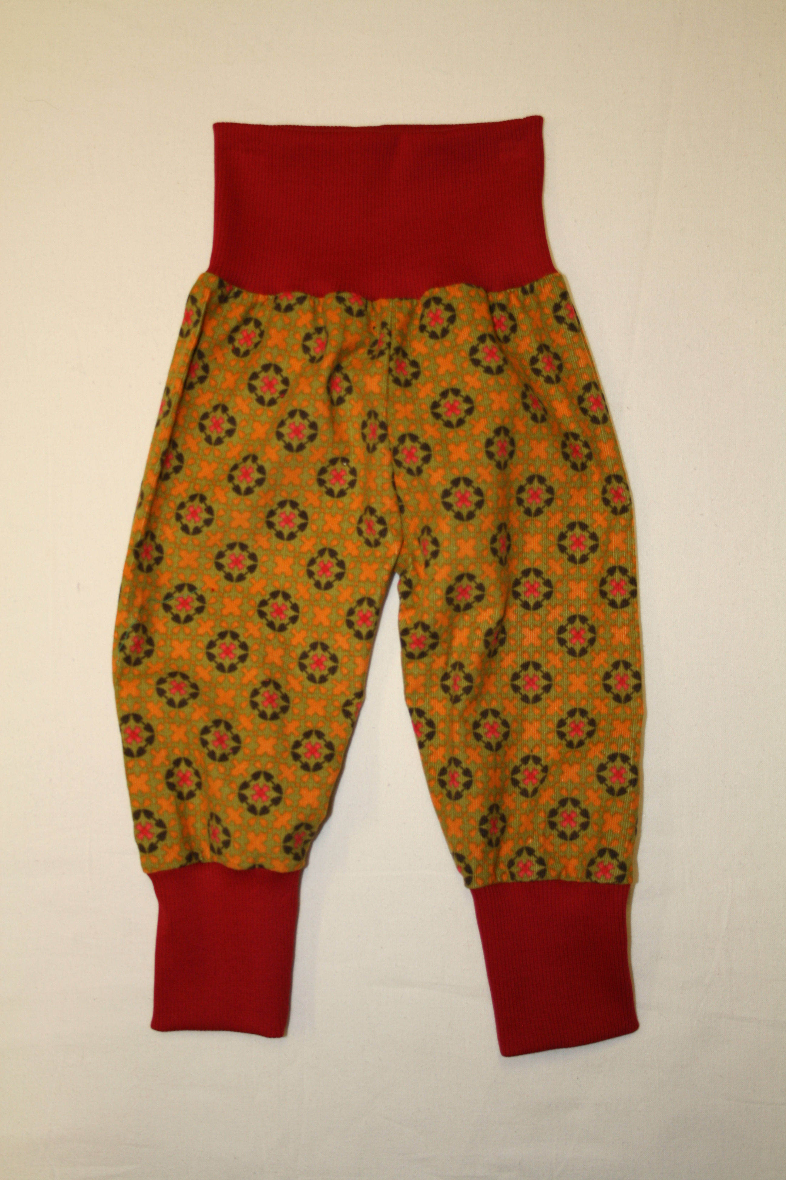Cordhose ab Gr.50, ornamente