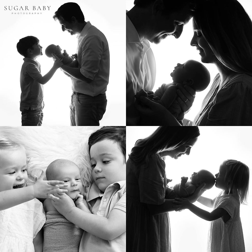31 Newborn with family.jpg