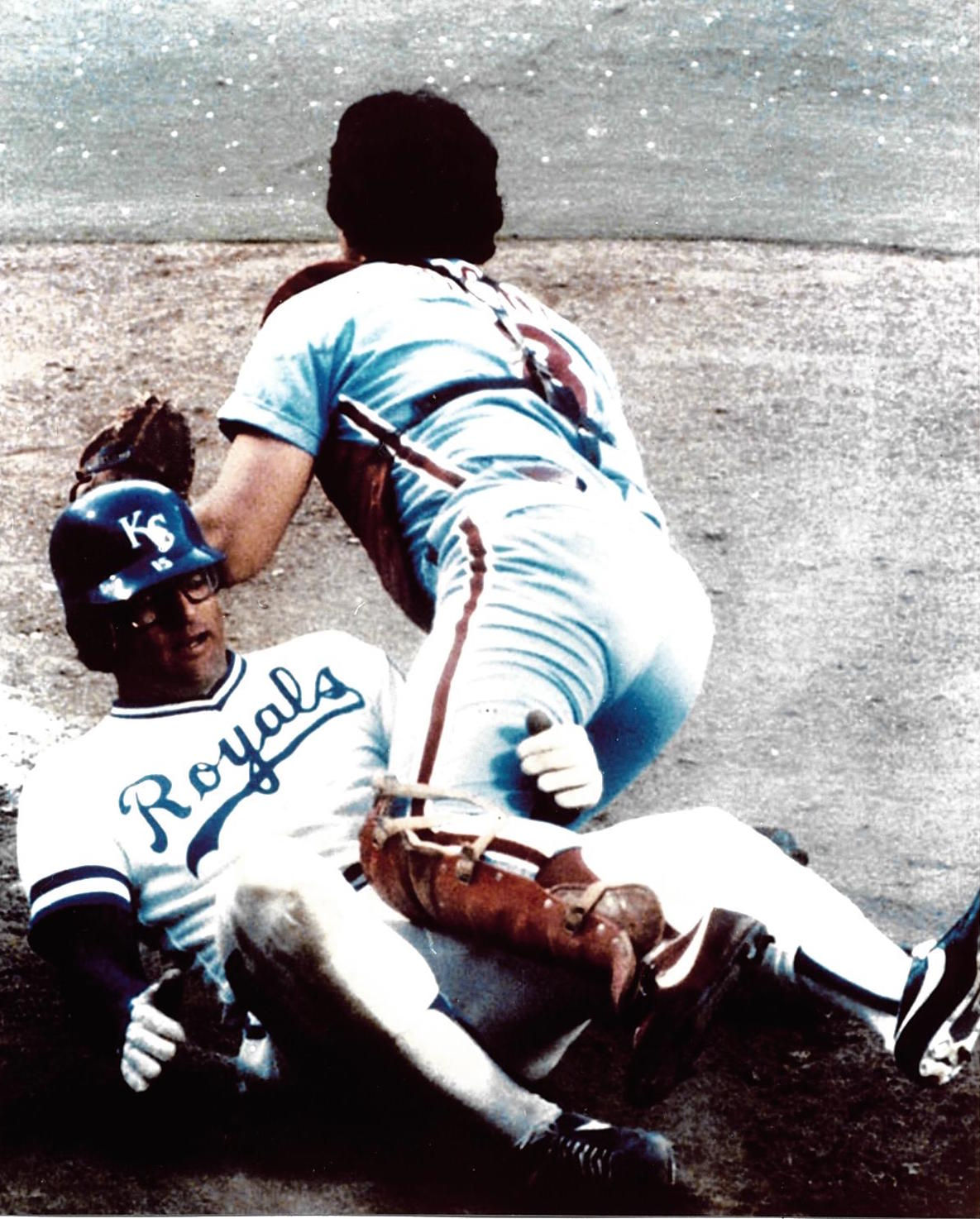 BOB BOONE 1980 PHILLIES WORLD SERIES HOME PLATE COLLISION 8X10