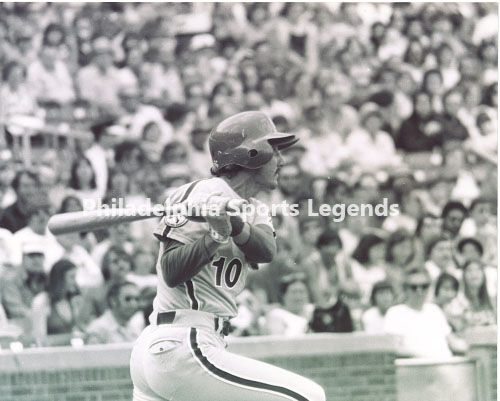 Larry Bowa Philadelphia Phillies 8x10 photo 1974