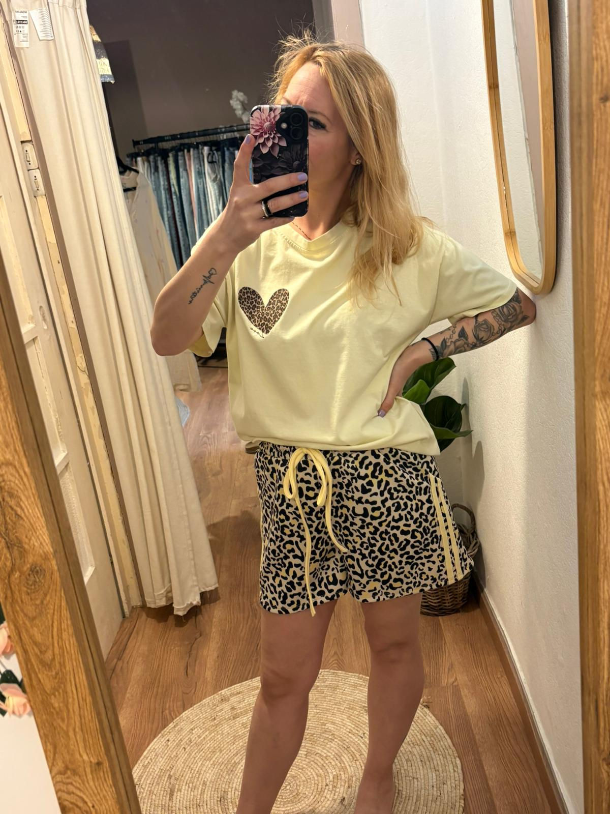 Leo Shorts