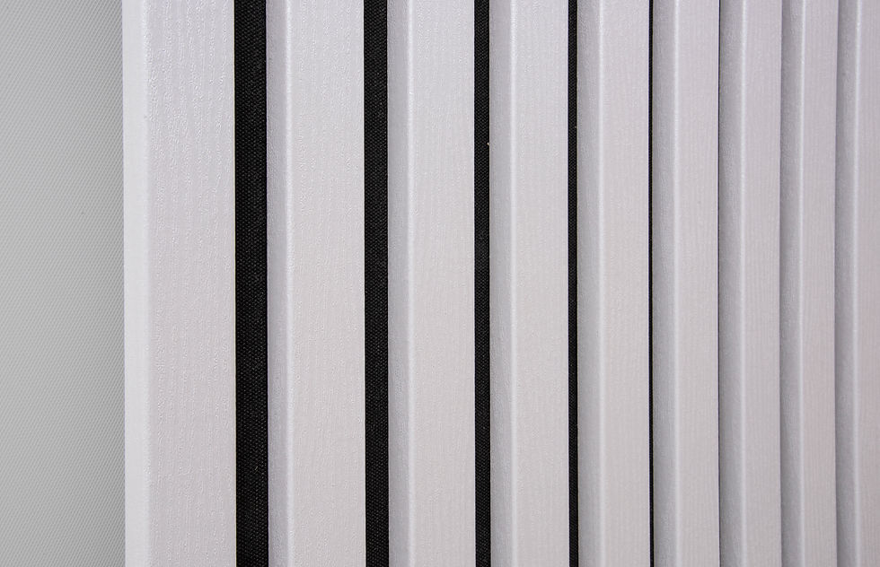 Riflaj decorativ tip panou alb