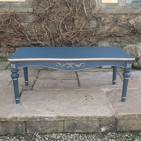 Furniture painting commission
Coffee table painted with Frenchic After Midnight with Gorgeous Gold highlights