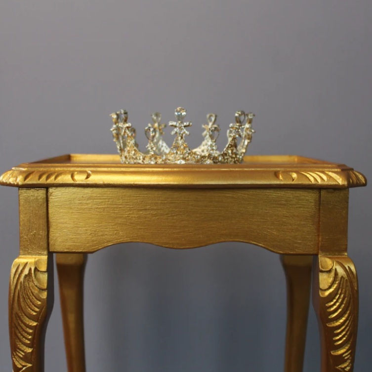 Frenchic King's Gold metallic Paint