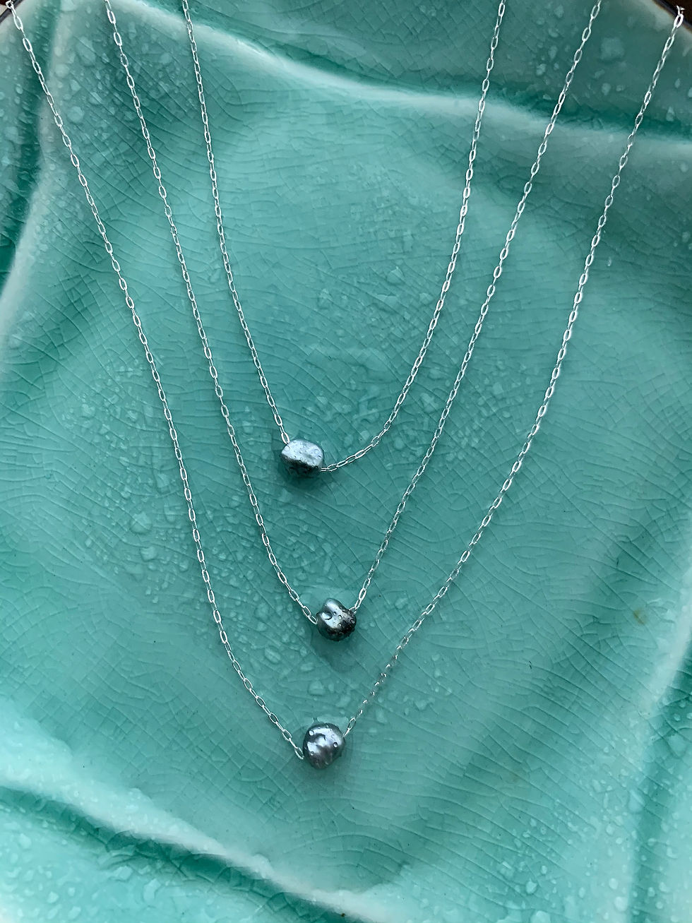 Thumbnail: Dark Keshi Tahitian Pearl Floating Necklace