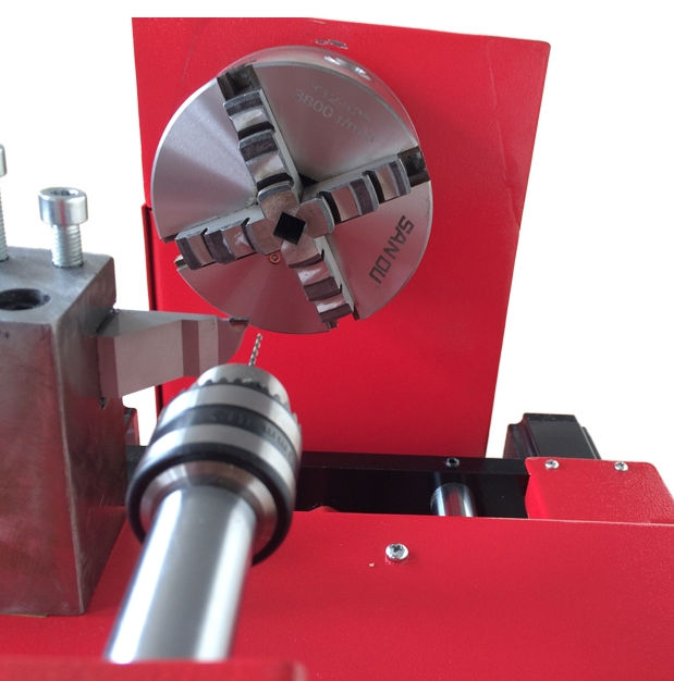 Thumbnail: CNC lathe