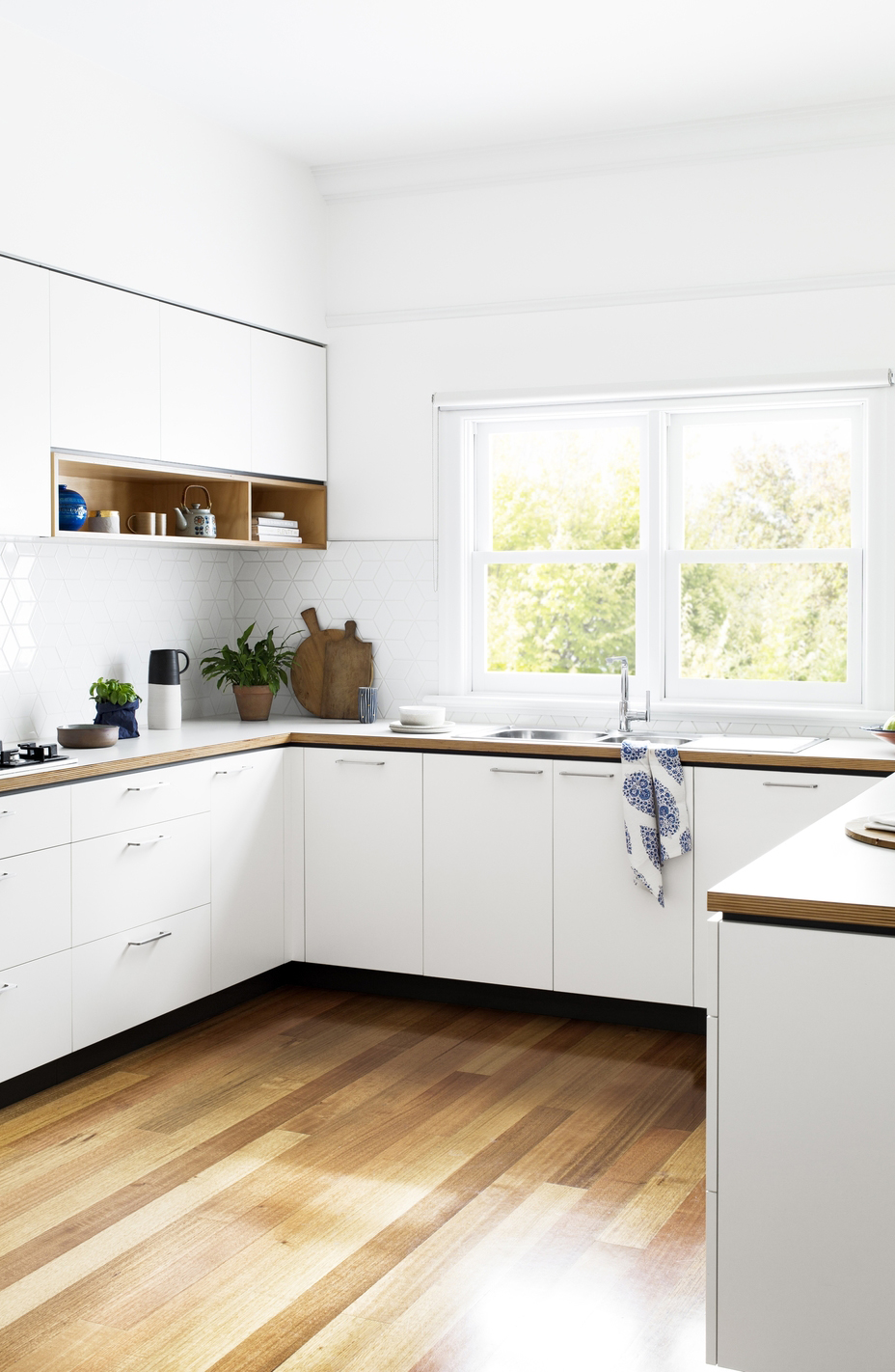 CANBERRA KITCHEN mooddesigns