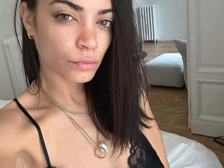 E POI C’È SIMONE IODICE👇👇👇
Elodie appena sveglia? BOMBA PER I SUOI FAN!!!