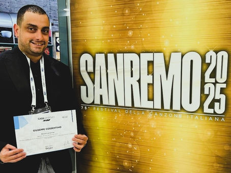 Giuseppe Cossentino premiato con un riconoscimento speciale Casa Sanremo Library per il suo romanzo “Passioni senza Fine”.