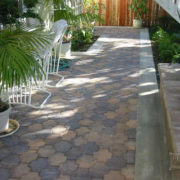 tuscany_landscaping_pavers_masonry-1920w.jpg
