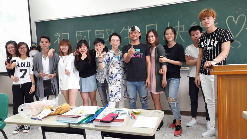 王廸 老師